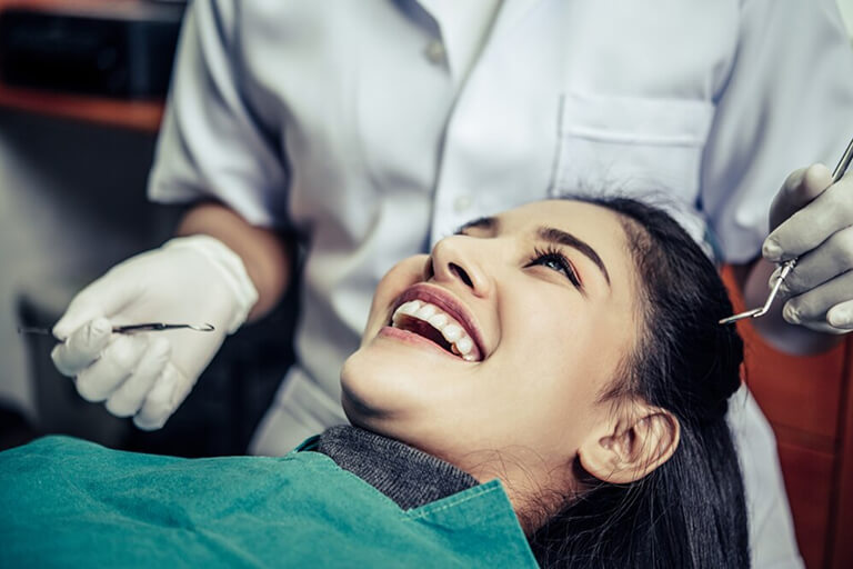Dentist Near Silver Lakes